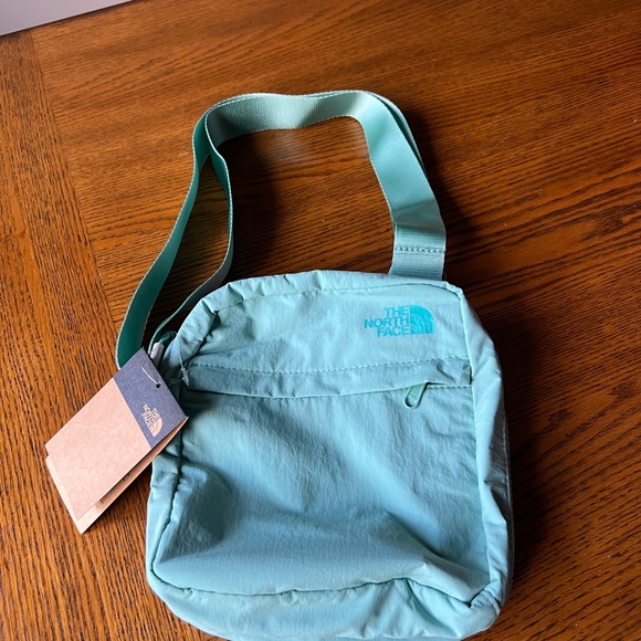 New The North Face W Neverstop Xbody, Wasabi - Picture 4 of 7